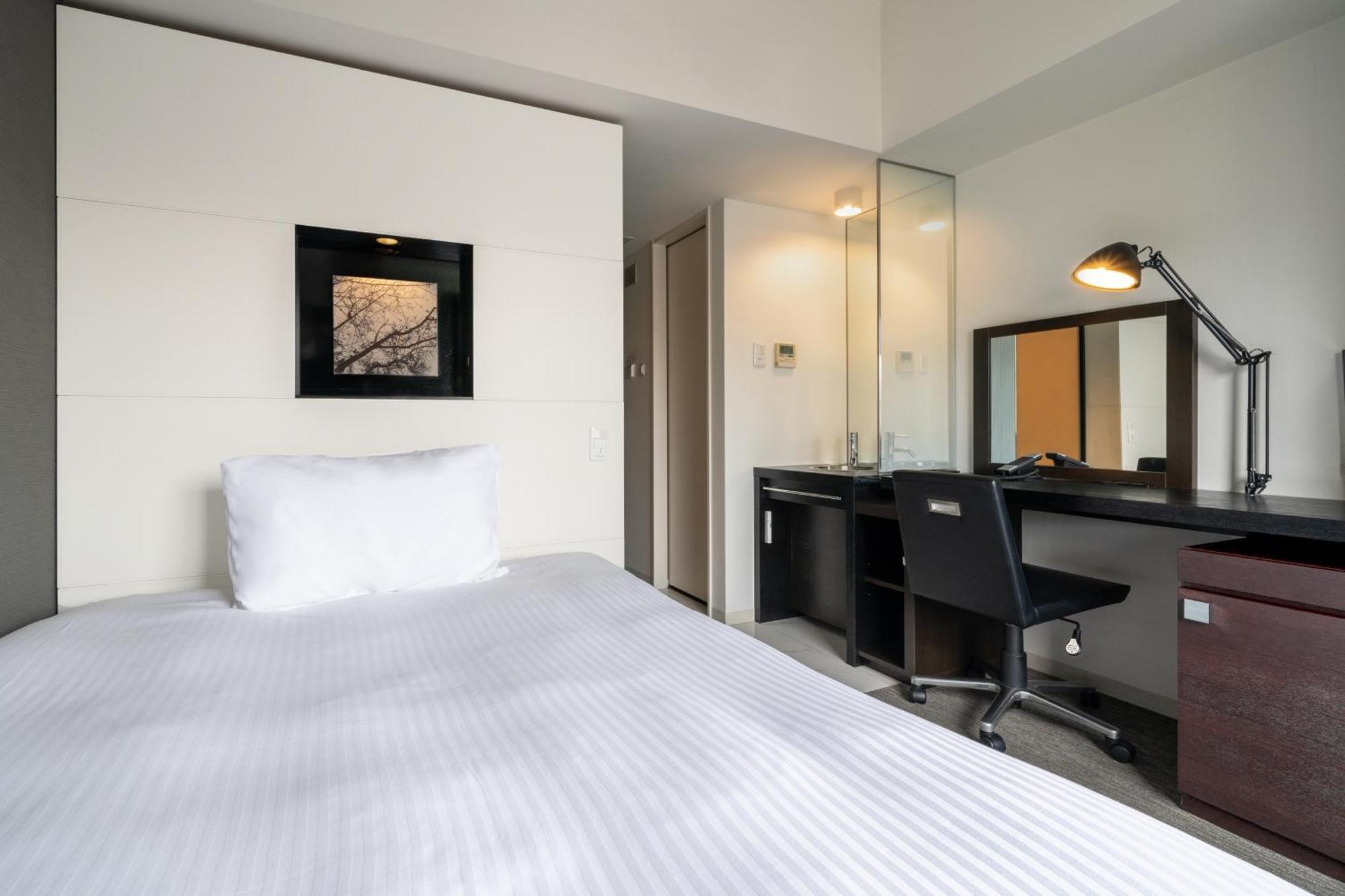 Hotel Vista Sapporo Odori Экстерьер фото